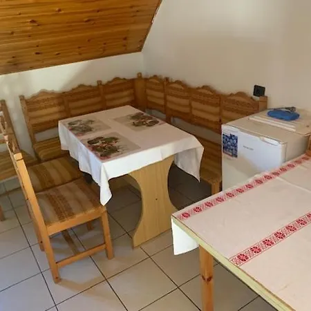 Pista Bacsi Vendeghaza